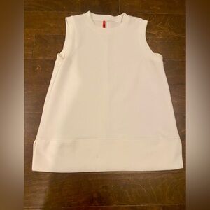 SPANX AirEssentials White Sleeveless Top XL